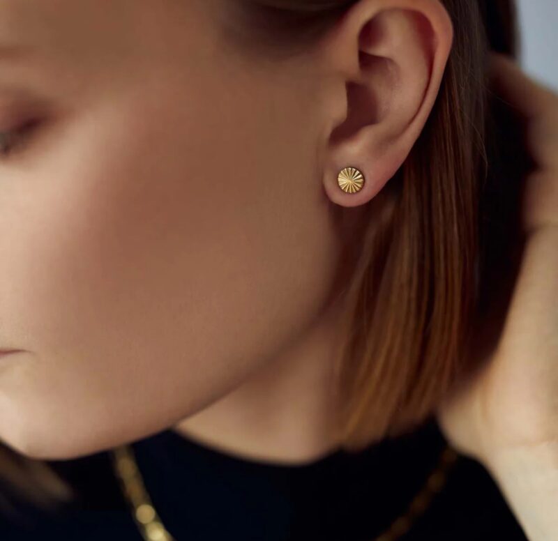 Scarlett Ørestikkere Mellem - 18 karat forgyldt