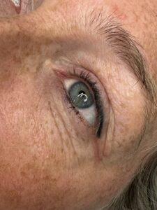 Permanent Makeup eyeliner giver markerede øjne uden daglig makeup - Miss Diva E , Christiansfeld
